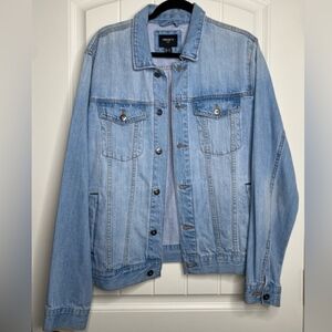 Forever 21 Men’s Denim Jacket Size Medium